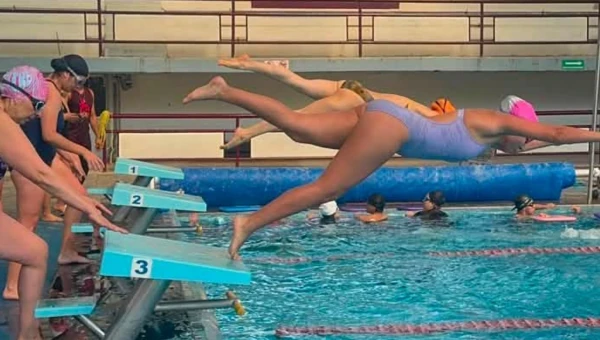 Natación